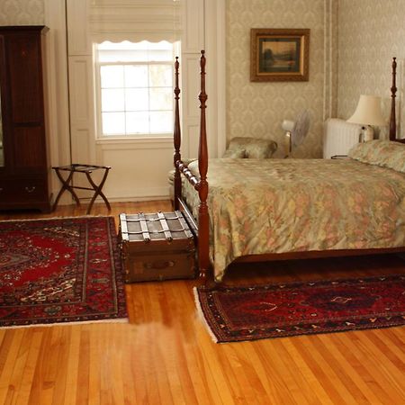Homeport Historic B&B Saint John Bagian luar foto