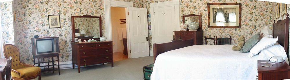 Homeport Historic B&B Saint John Bagian luar foto