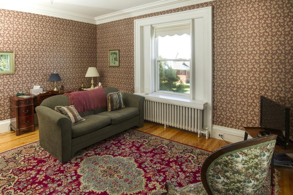 Homeport Historic B&B Saint John Bagian luar foto